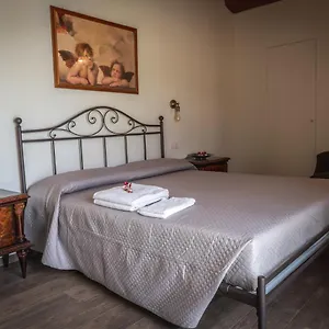  Vakantieboerderij Ceriano Italië