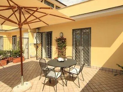 Crosti Hotel Rome
