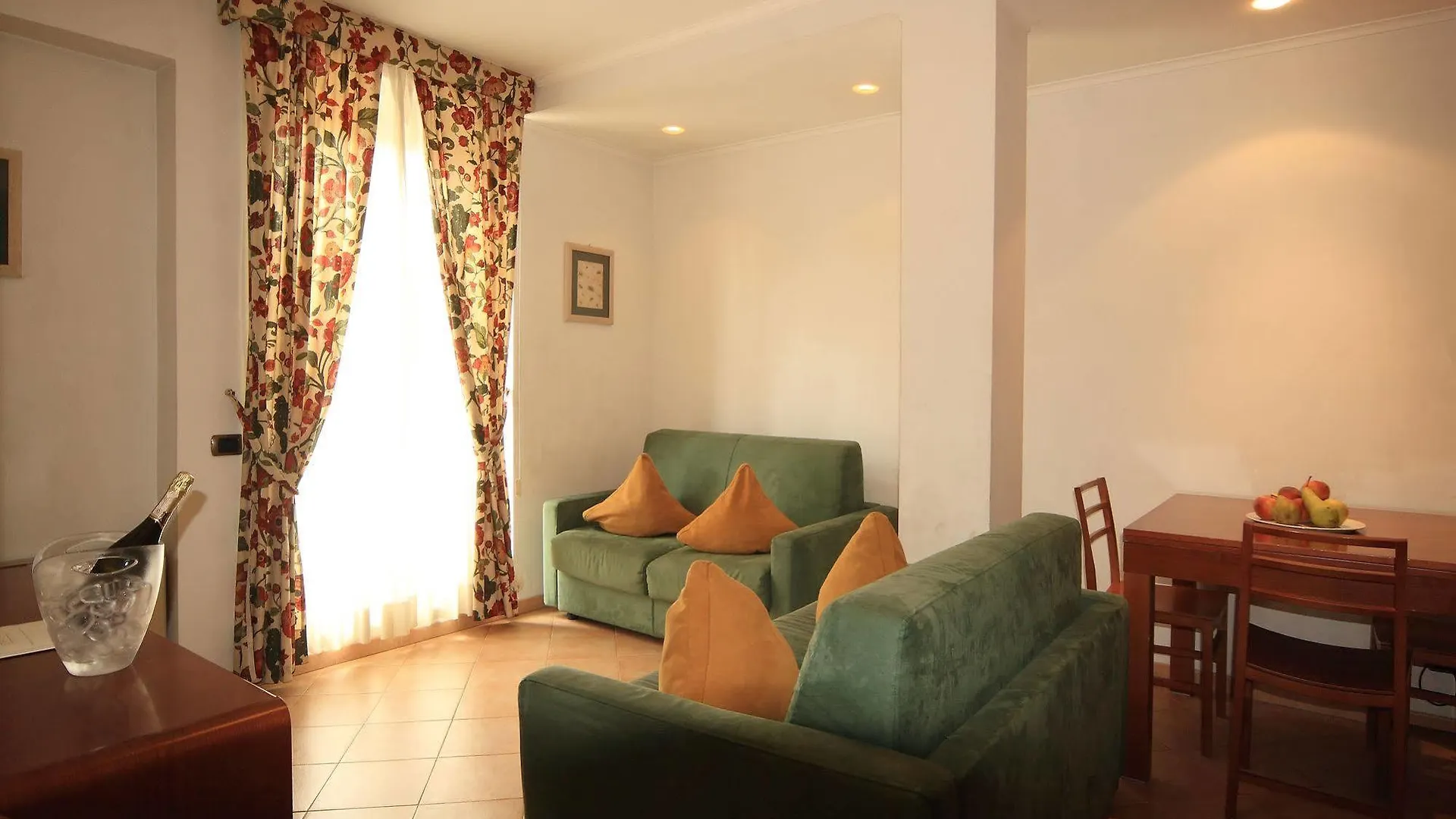Crosti Hotel Rome 3*,  Italy